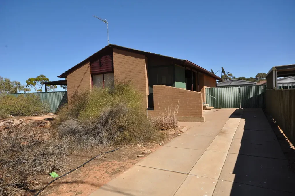 2 Richardson Crescent, Port Augusta West, SA 5700