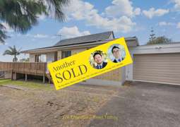2/6 Charmaine Road, Torbay