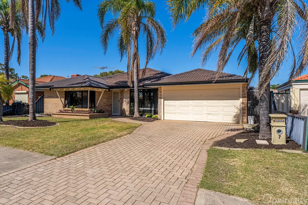 7 Eva Lynch Way, Warnbro, WA 6169