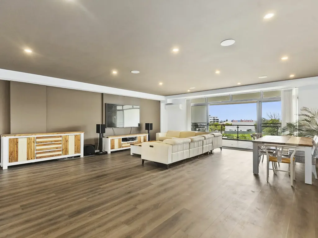 10/2-6 Warrigal Street, The Entrance, NSW 2261