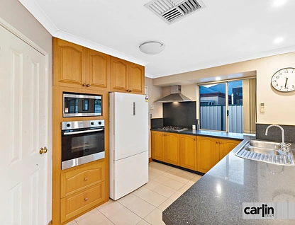 61 Minerva Loop, Success, WA 6164, 4 ਕਮਰੇ, 2 ਬਾਥਰੂਮ, House