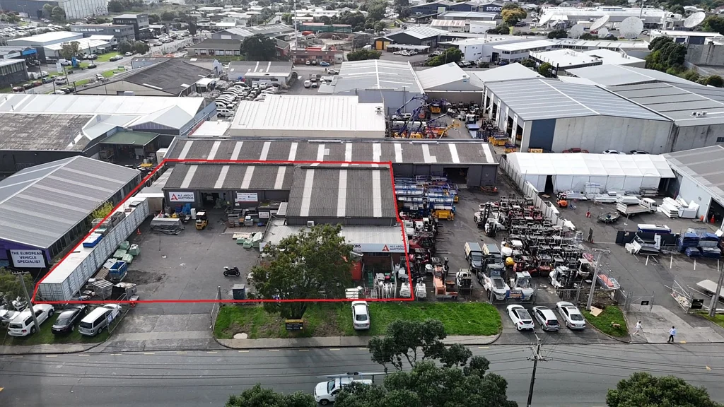 Penrose Warehouse + Office + Yard