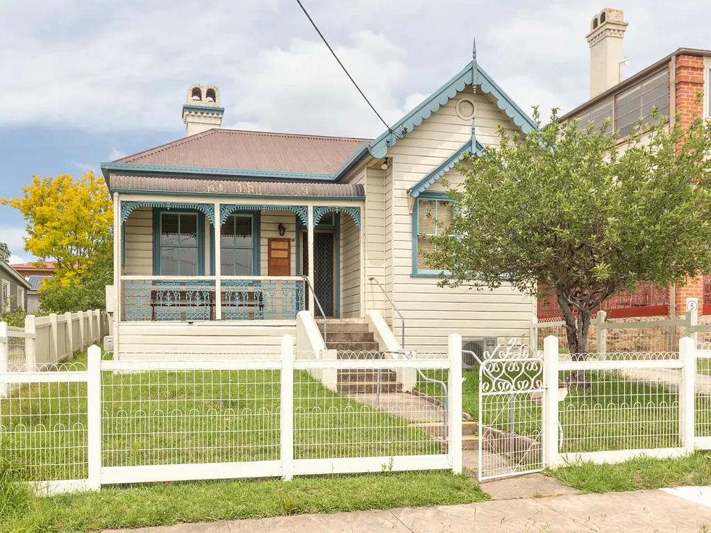 14 Canning Street, Bega, NSW 2550