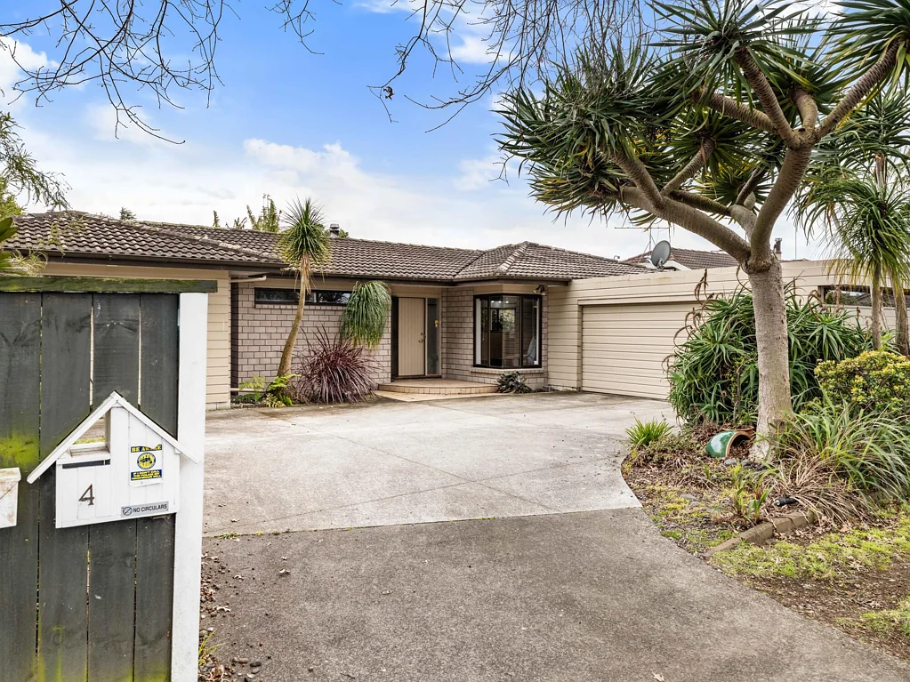 Conifer Grove 3房  Diamond In The Rough - Must Sell