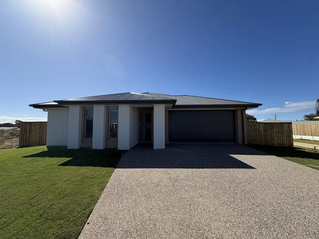 Brand New Executive Home in the Prestigious Kinara Estate