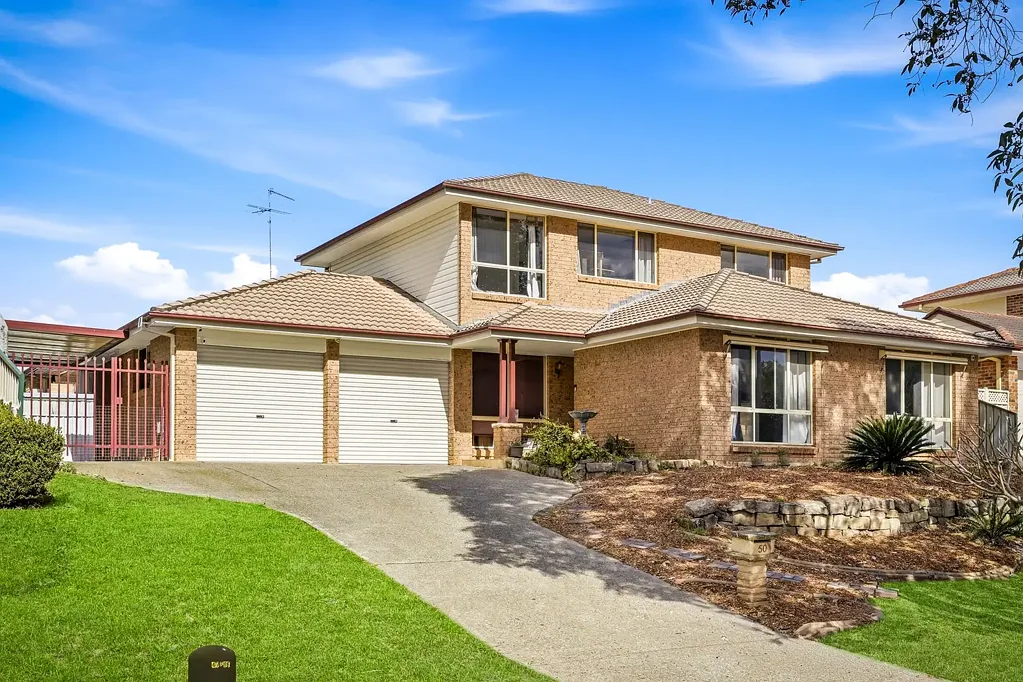 Glenmore Park 6બેડરૂમ Spacious Family Entertainer with Pool & Exceptional Floor Plan