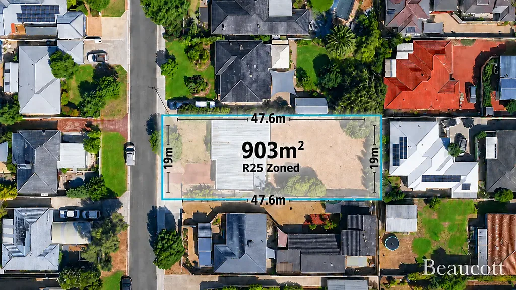 Dianella 3침실 A large 903sqm block, a comfortable home and a rare opportunity in a highly convenient Dianella location