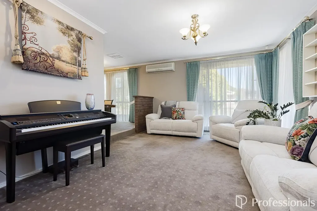 Leeming 3房  Free House!  At land value you can't go wrong.