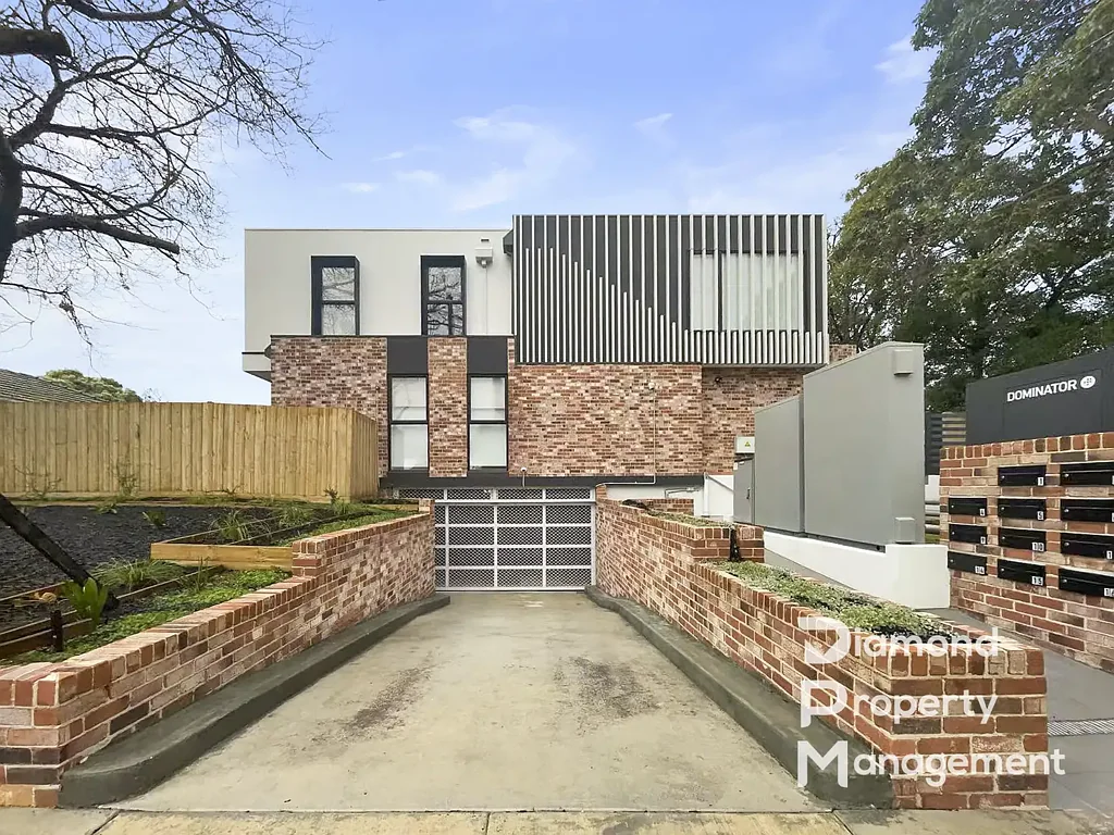 Brand New 4-Bedroom Townhouse in Prime Mitcham Location!