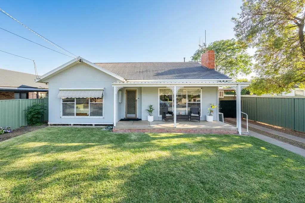 29 MacKellar Crescent, Mooroopna, VIC 3629