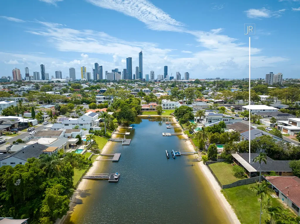 15 Coobowie Street, Broadbeach Waters, QLD 4218