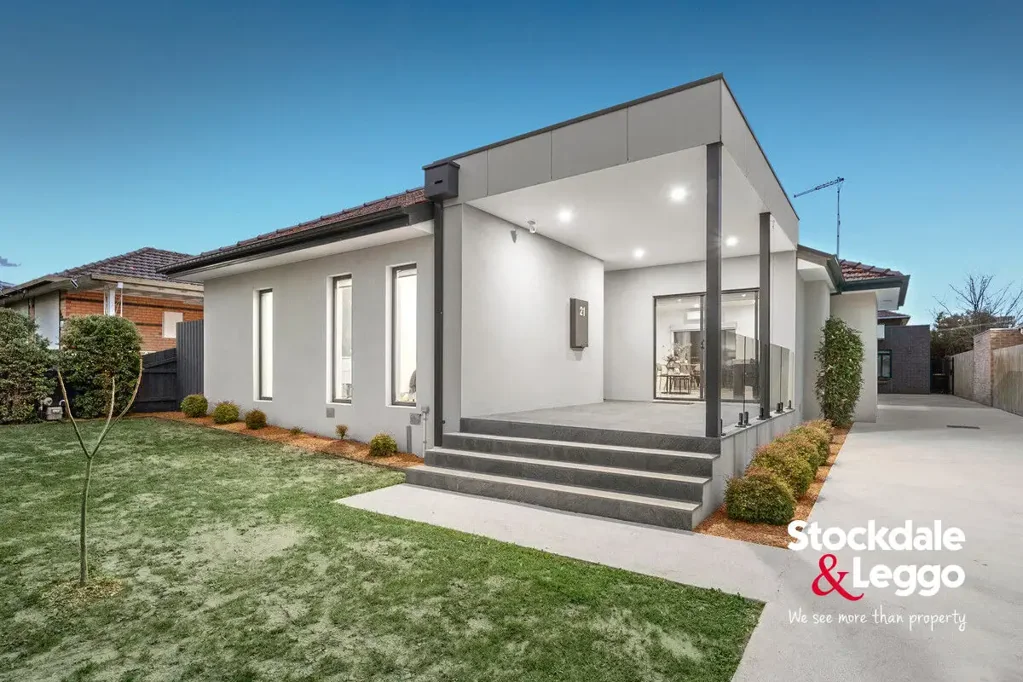 Fawkner 3બેડરૂમ Elegant, Modern Dual-Occupancy Living