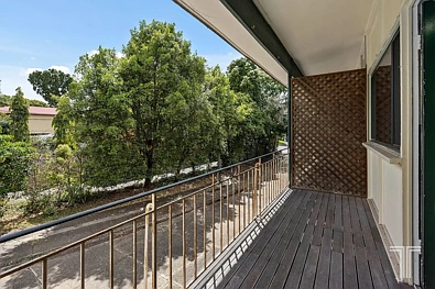 Iba Pa - 2/69 Ormadale Road, Yeronga, QLD 4104