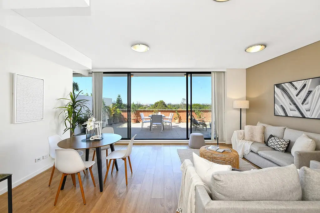 703/4 Brodie Spark Drive, Wolli Creek, NSW 2205