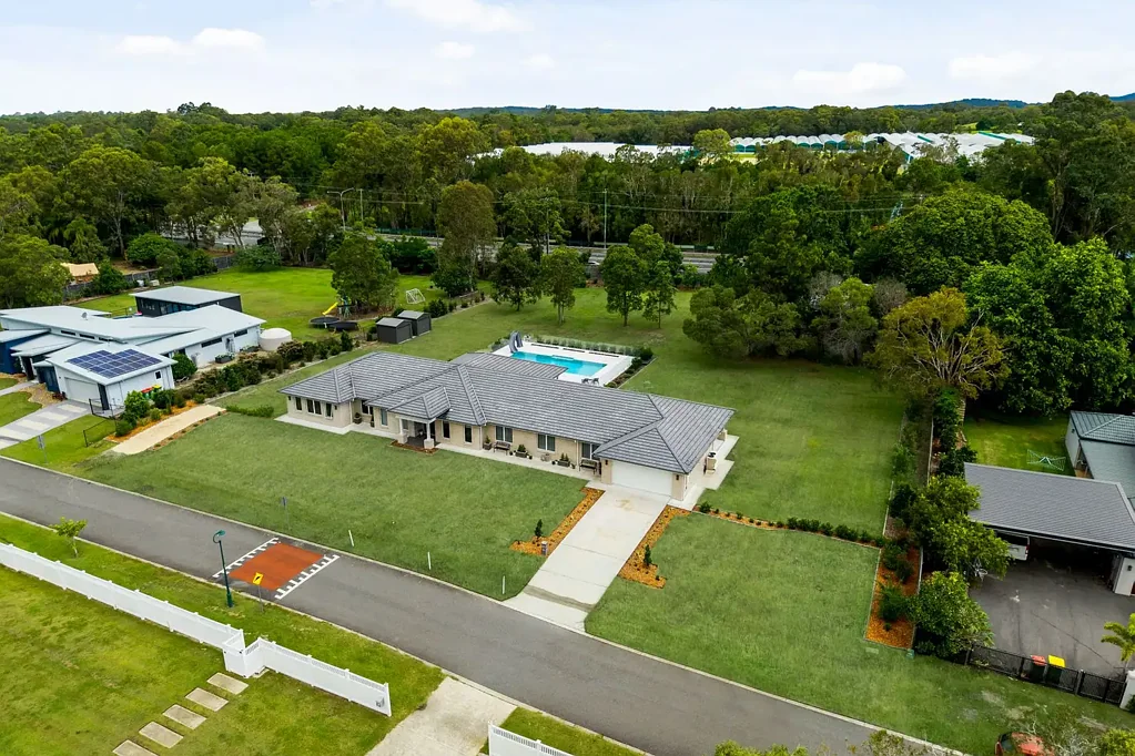 Thornlands 5Kwarto Expansive Family Luxury on 5,403m² in Prime Thornlands Location