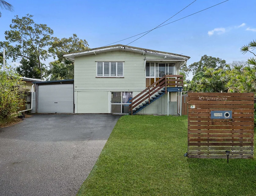 10 Wirraway Street, Strathpine, Moreton Bay Region, 3 rūma, 2 rūma horoi, House