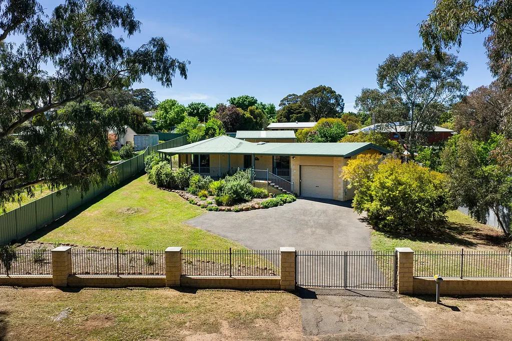1 Sterrit Street, Castlemaine, VIC 3450