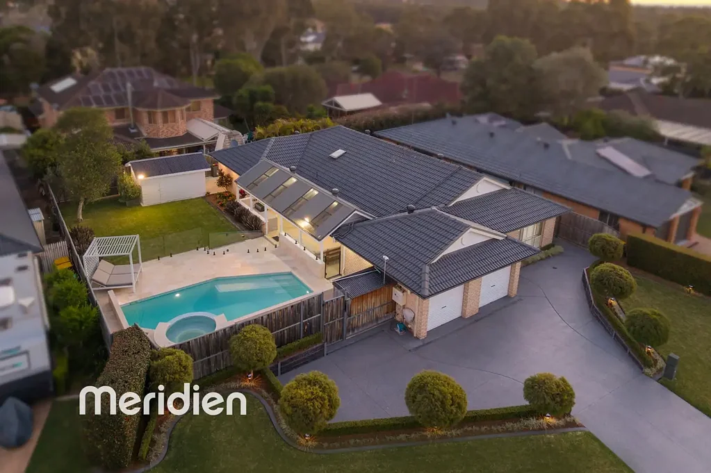 Rouse Hill 4कमरा Meticulously Renovated. Impeccably Presented. Exceptional Family Living
