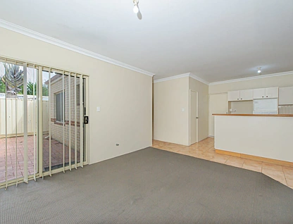 4/54 Loton Avenue, Midland, WA 6056, 3房, 2浴, House