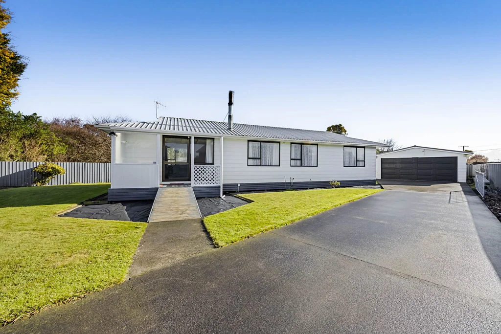 Manaia 4房  Four-bedroom home with extra-large sheds