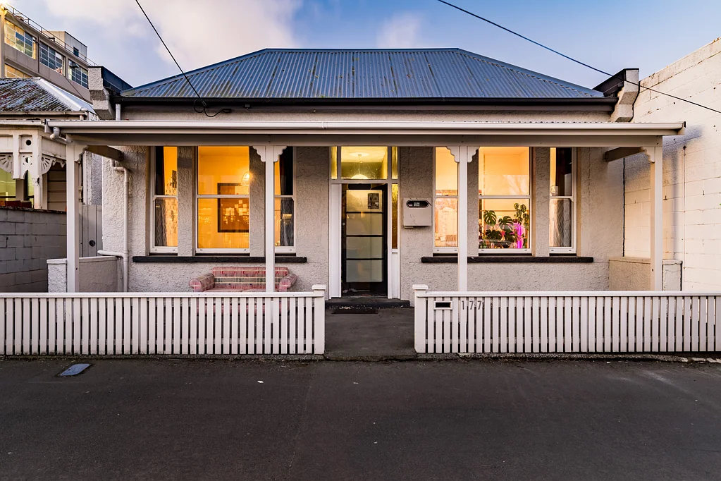 North Dunedin 5غرفة نوم High-performer! Popular rental in prime location