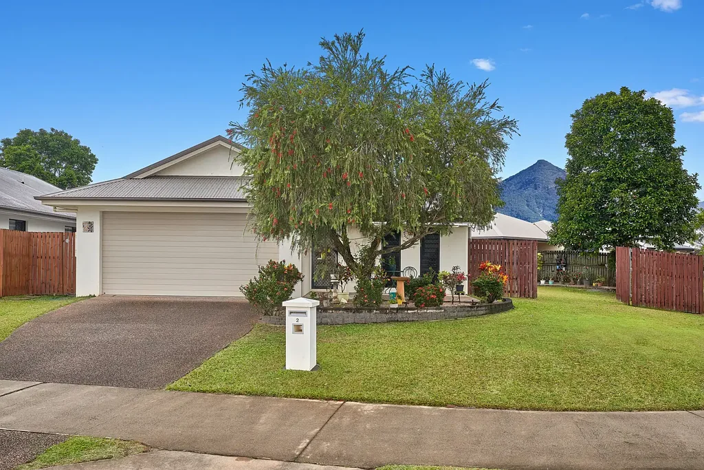 3 Bedroom - Fully Fenced - $650 Week