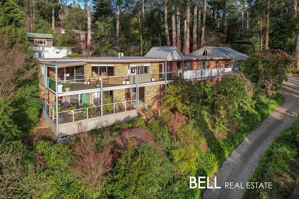 Olinda 5Zimmer Landmark hills home with panoramic views and timeless craftsmanship