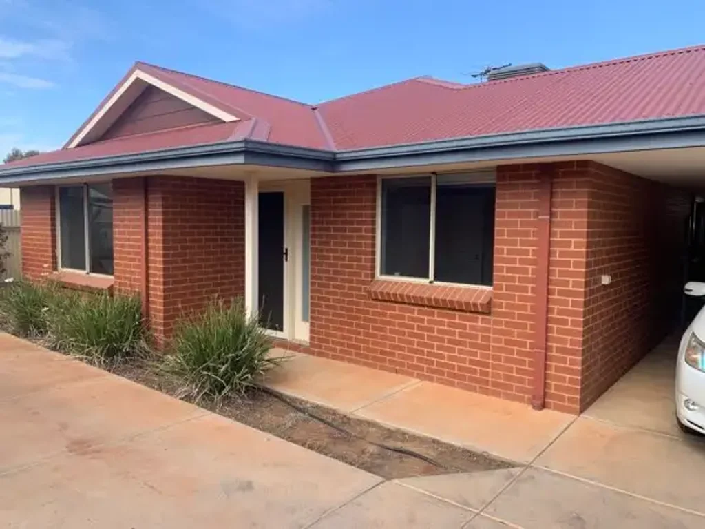 Kalgoorlie 3chambre UNDER OFFER -Turnkey Investment with Long-Term GROH Lease