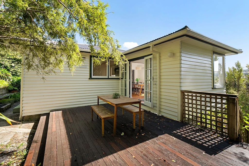 152 Helston Road, Paparangi, Wellington