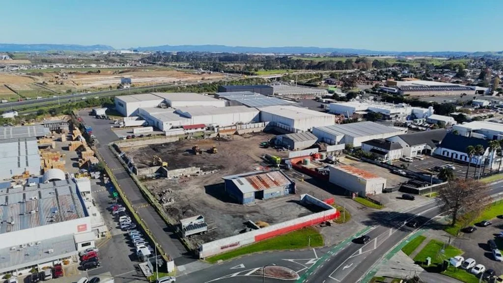 Wiri 12,050sqm Yard