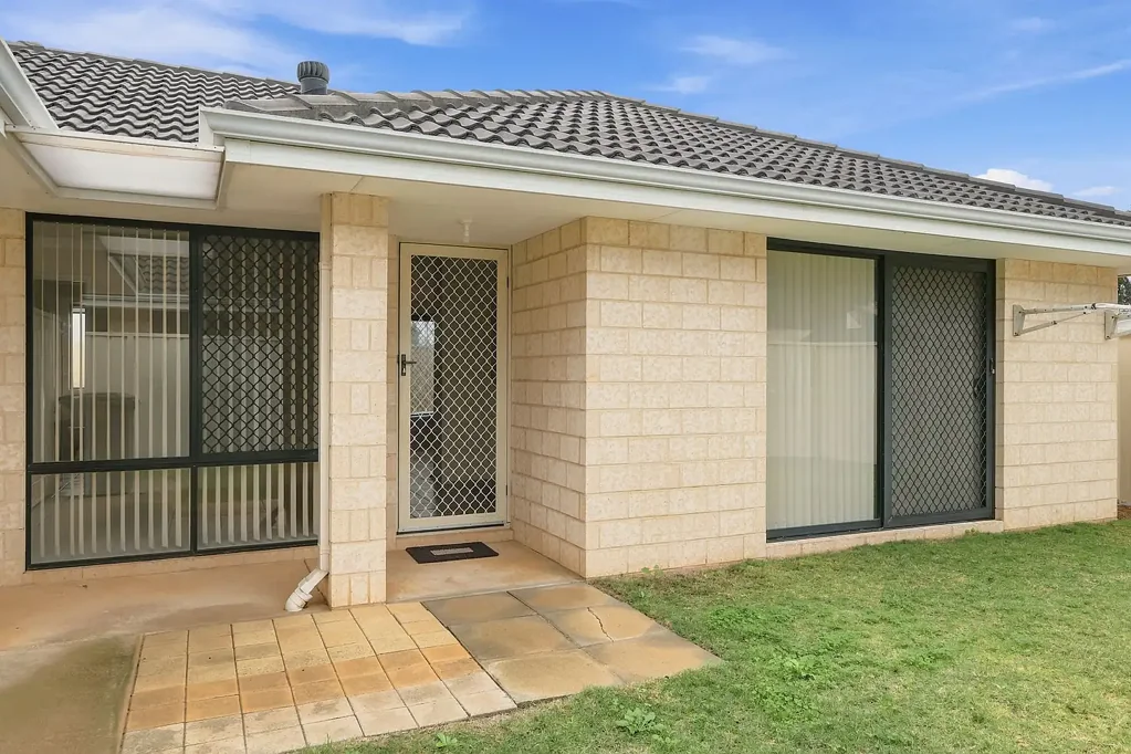 Unit in Small Secure Complex