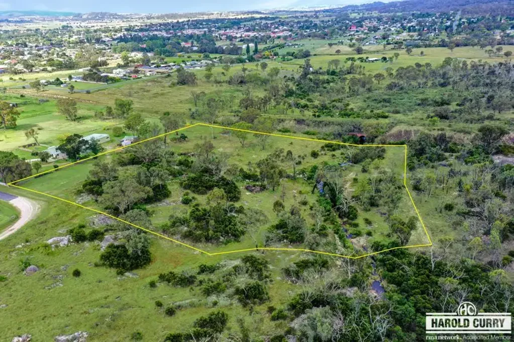  Western St & Bismark St, Tenterfield, NSW 2372