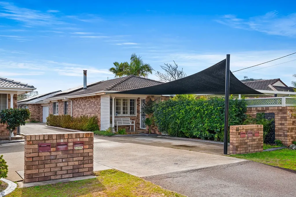 Umina Beach 3ਬੈੱਡਰੂਮ Unwind in Your Private Coastal Haven: Just Two in the Block, Self-Managed Strata!