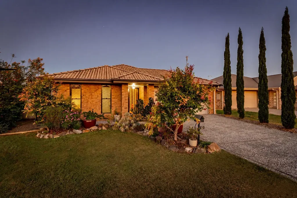 Caboolture 4 Slaapkamer Modern Family Living in a Convenient Caboolture  Location
