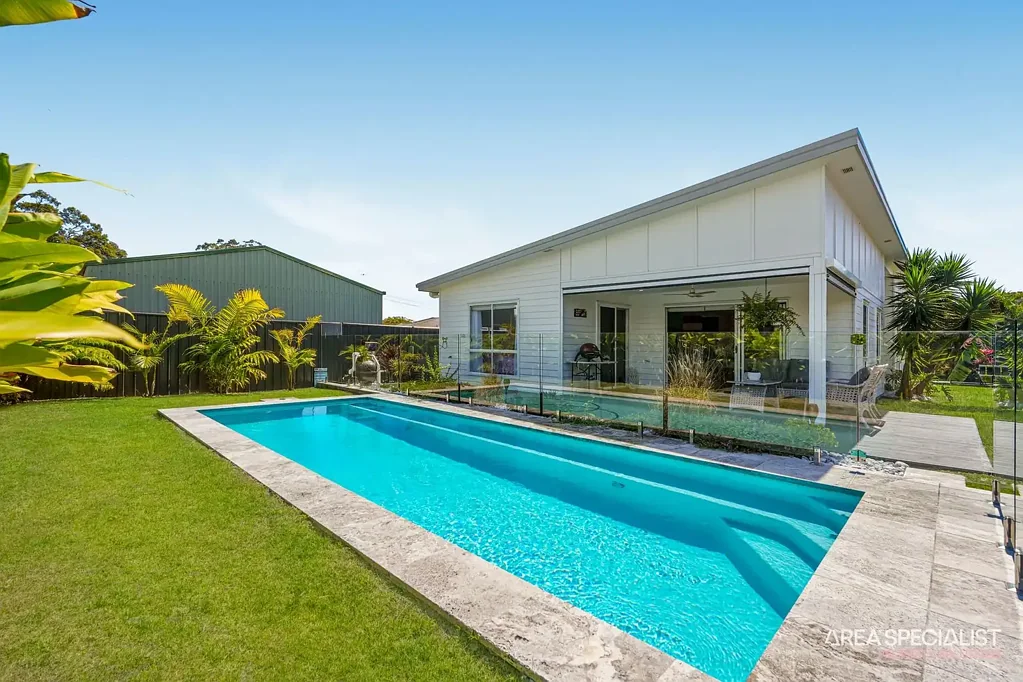 Jacobs Well 4Kwarto The Complete Family Package | Pool, Privacy & Room for All the Toys