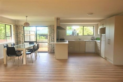 66 Mirrabooka Avenue, Botany Downs, Auckland - Manukau, 3 ਕਮਰੇ, 1 ਬਾਥਰੂਮ