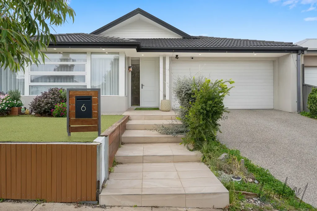 Spacious 4-Bedroom Family Home for Lease in Kalkallo