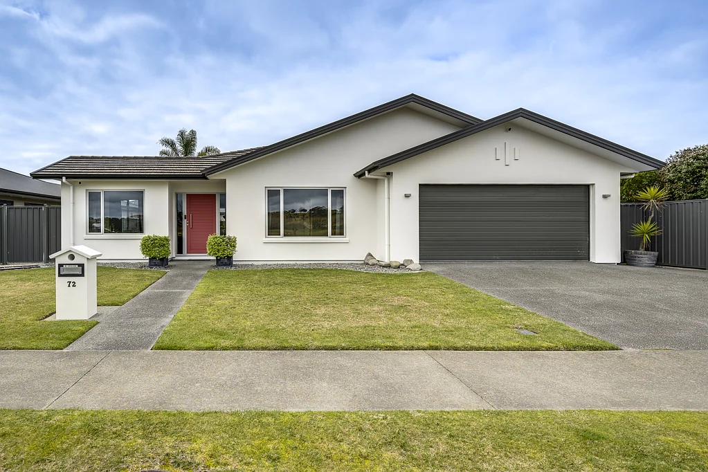 Poraiti 4 Bedroom Stylish. Functional. Family-Ready