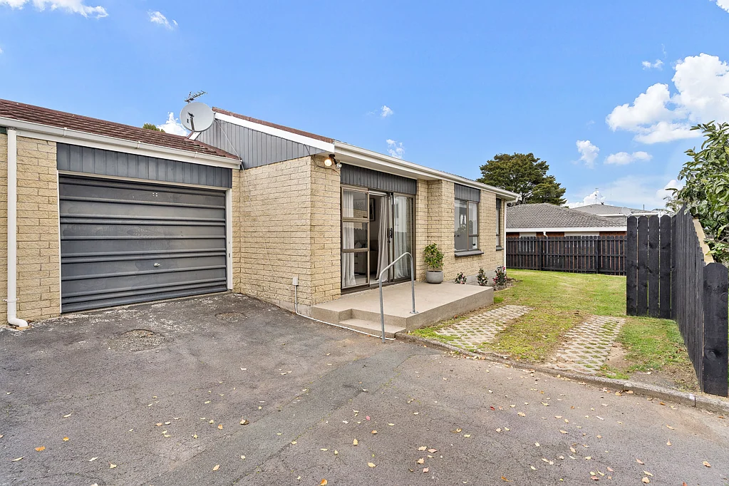 Papakura 2ਬੈੱਡਰੂਮ Move In Today - Selling Now!