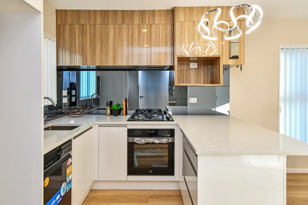 Papatoetoe 2 Bedroom Bright, New & Built for Balance