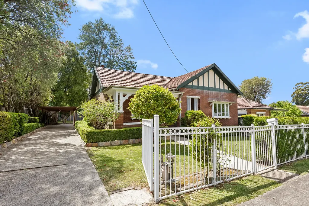 3 The Comenarra Parkway, Thornleigh, NSW 2120