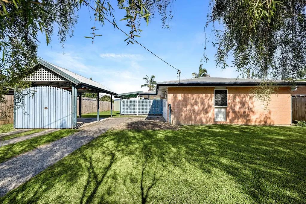 8 Ronto Close, Manoora, QLD 4870