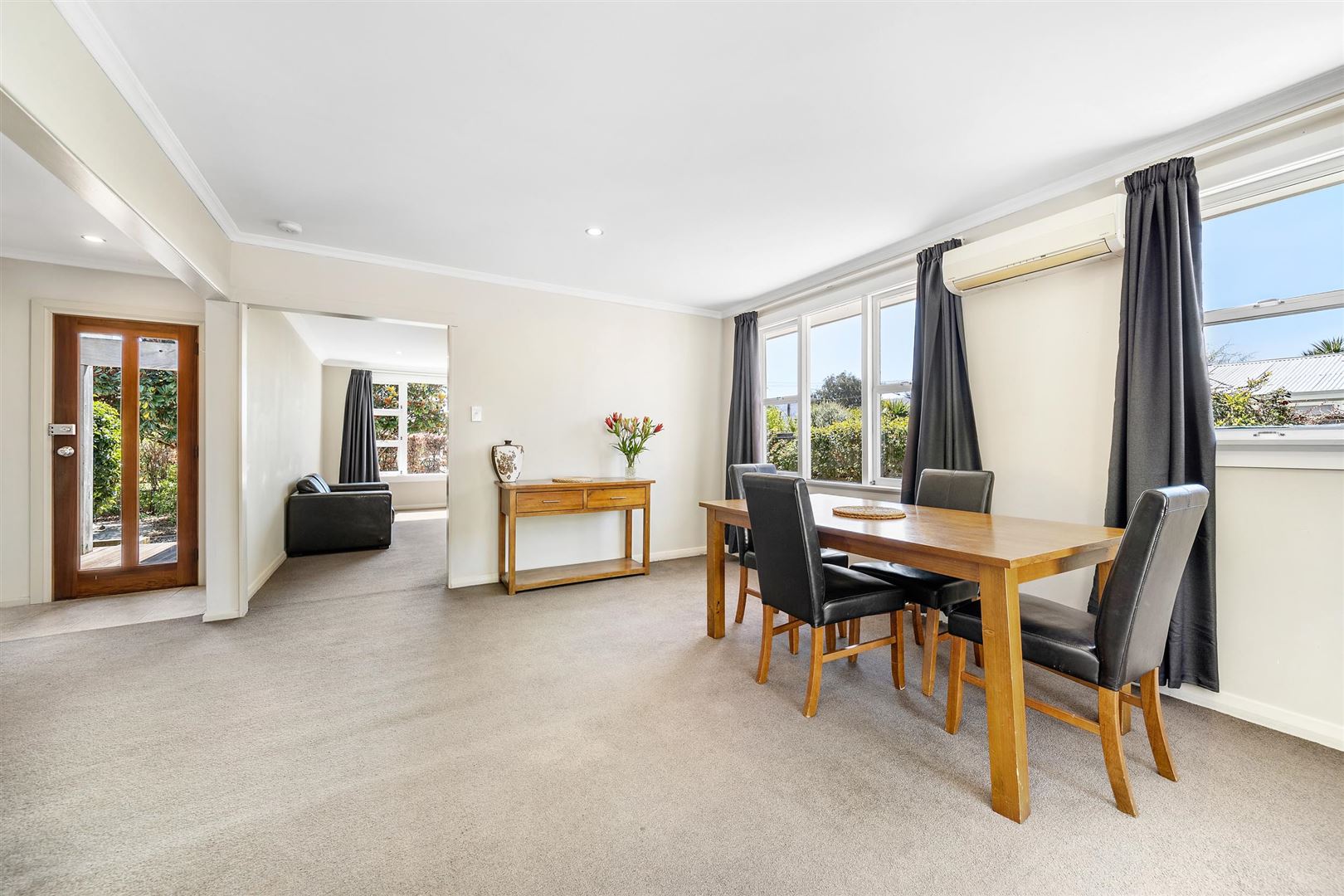 16 Reid Avenue, Luggate, Queenstown Lakes, 4房, 2浴