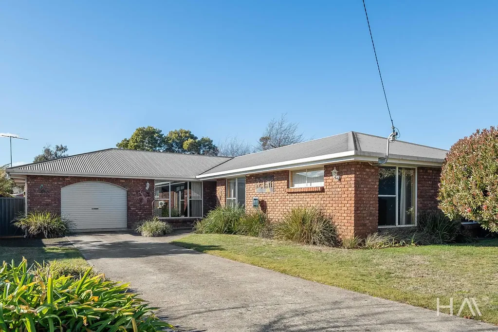 3 Josephine Place, Newnham, TAS 7248
