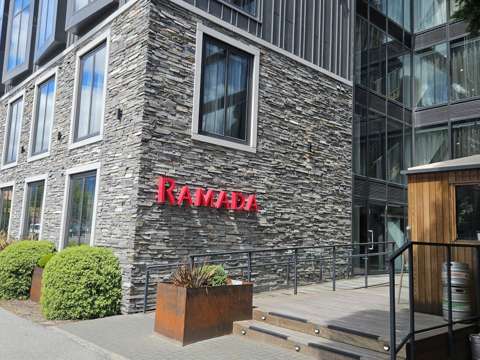 Queenstown 2部屋 Stunning Hotel Apartment in Queenstown – A Per...