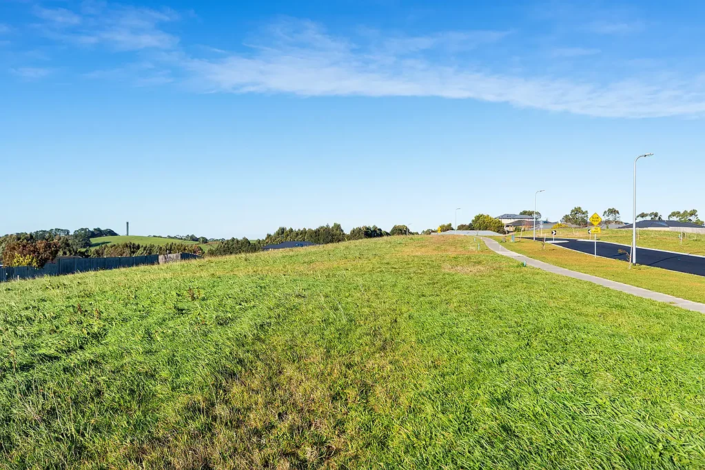 Korumburra  DAISYBANK ESTATE - FINAL STAGE!