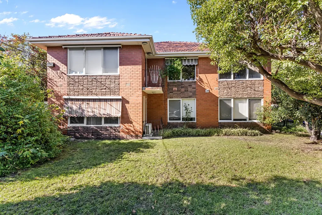 Carnegie 2房  Spacious Ground-Floor Living in a Prime Carnegie Pocket