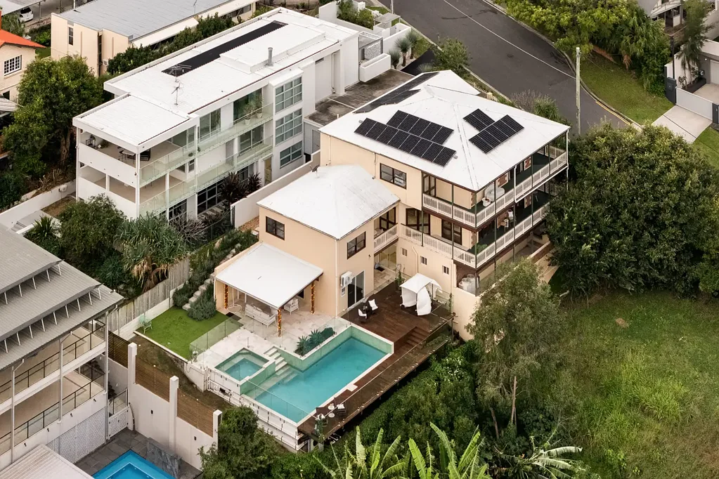Ascot 6Zimmer Experience Elevated Living With Spectacular City Skyline Views