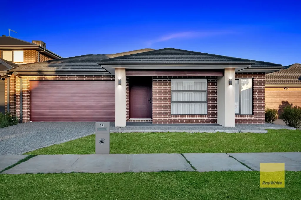 Aintree 4कमरा STYLISH AND ELEGANT FAMILY HOME!!