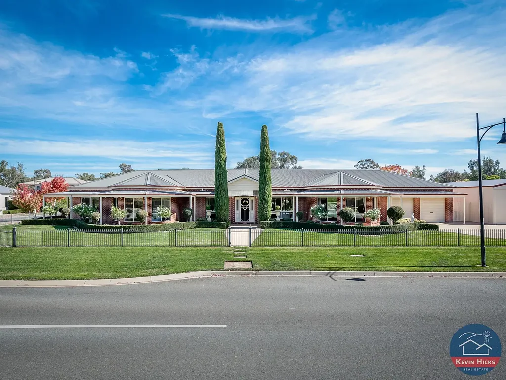 8 Bluebird Court, Kialla, VIC 3631